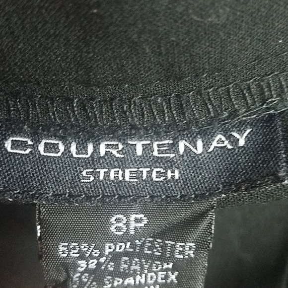 Pleated skirt - Picture 4 of 4